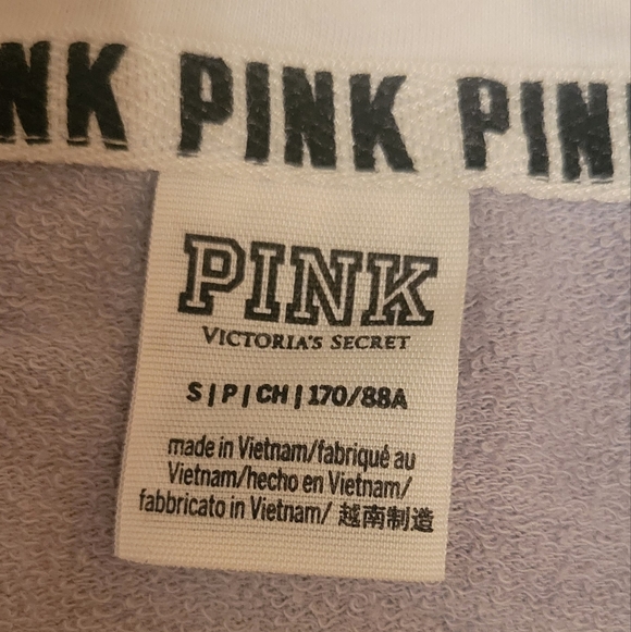 PINK Victoria's Secret Light Gray Short Set Sz. Small - Picture 5 of 5